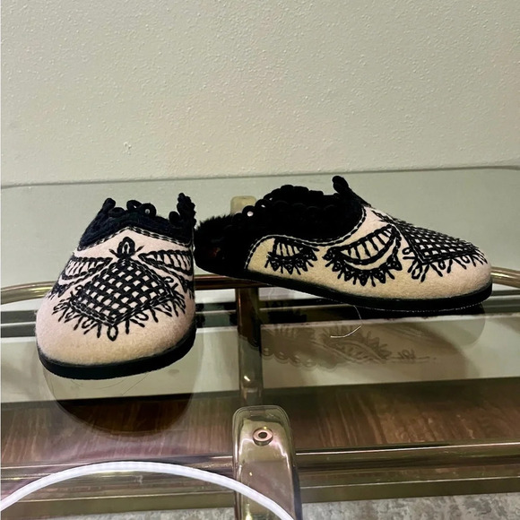 Free People Shoes - Free People Sherpa Clogs